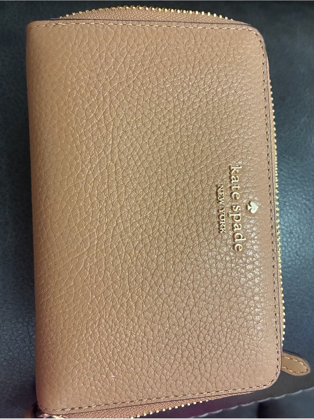 kate spade Pebbled Zip Around Wallet in Camel Brown with Gold Logo